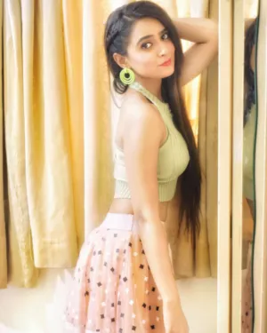 Cash Payment Hand To Hand For Incall And