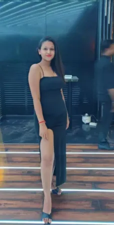 Call Girl Babita Model Town Affordable