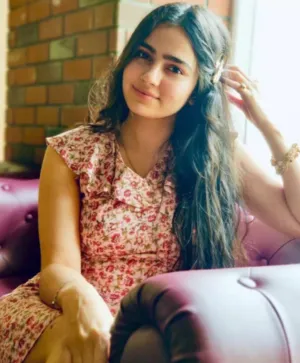 Low Price Genuine Call Girl Yukti Noida Sector 26