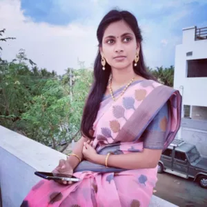 Call Girl Divyani Saket Genuine Service