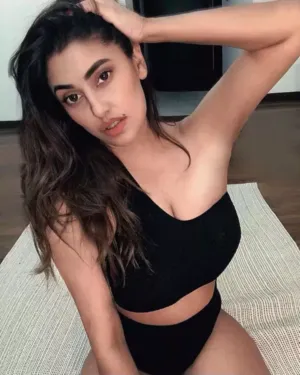 Cash Payment Call Girl Niharika Morti